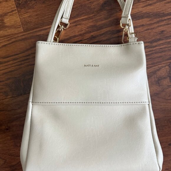 Matt & Nat Vegan Handbags, Willa Small Small Tote Cruelty-Free, Animal Free - Picture 8 of 9